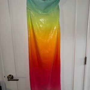 Elegant Strapless Gradient Dress
